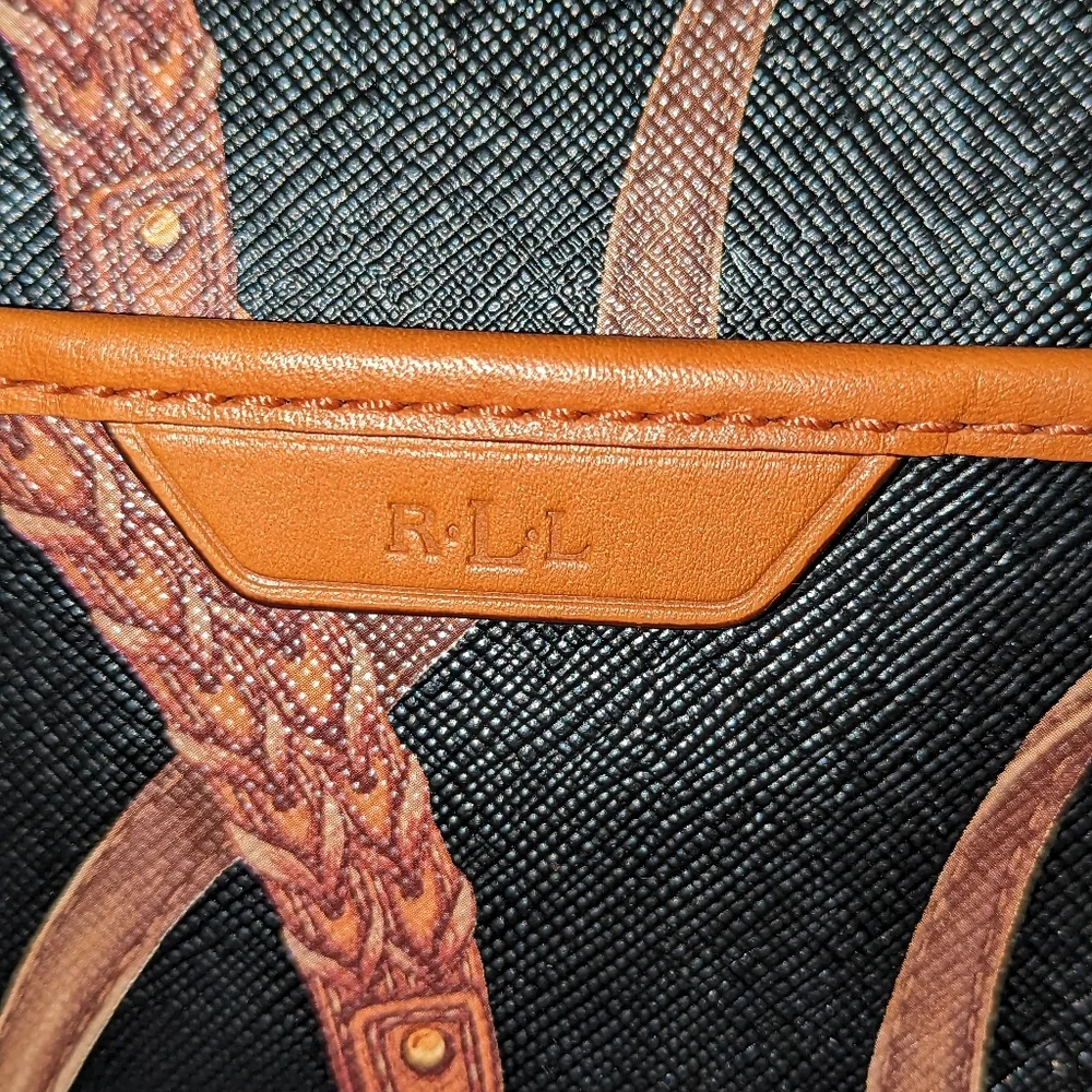 Lauren Ralph Lauren Caldwell beltin flat crossbody._9